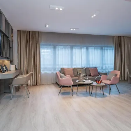 Grand Plaza & Wellness 5* Andorra la Vella