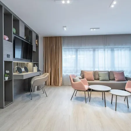 Hotel Grand Plaza & Wellness