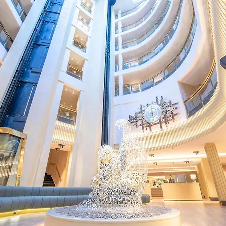 Hotel Grand Plaza & Wellness