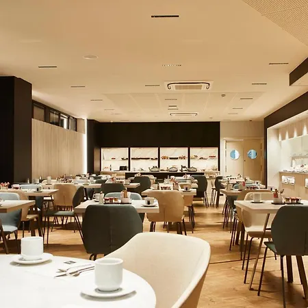 Grand Plaza & Wellness Hotel