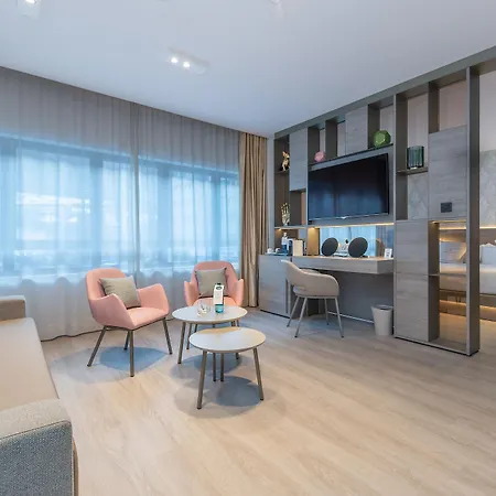 Hotel Grand Plaza & Wellness 5*