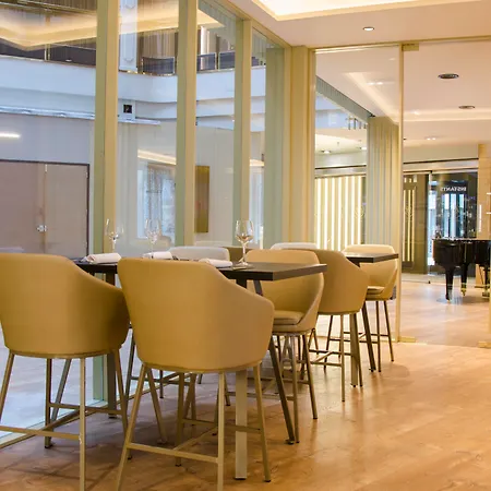 Grand Plaza & Wellness 5*