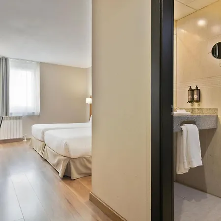 Center Hotel
