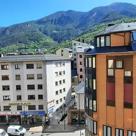 Hotel Center