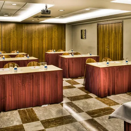 Zenit Diplomatic Hotel 4*