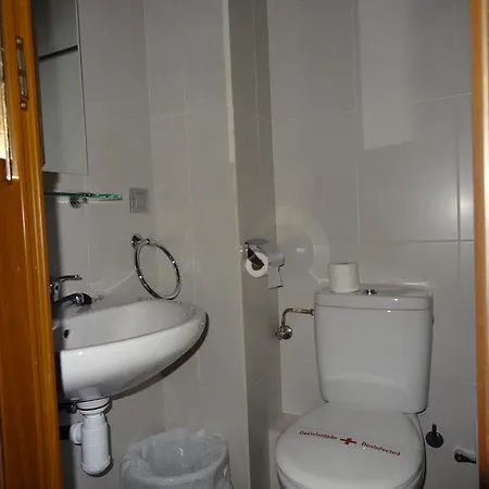 Guest house Hostal Cal Forner *