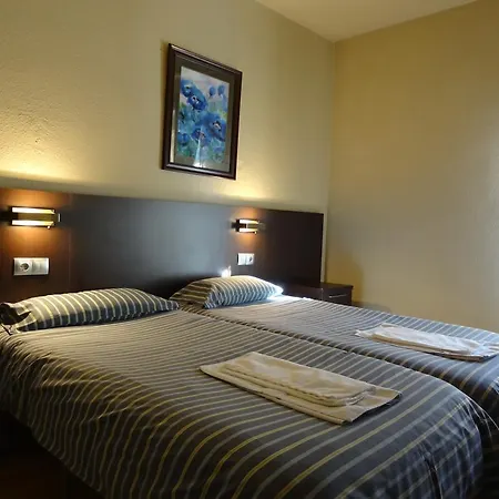 Hostal Cal Forner Guest house