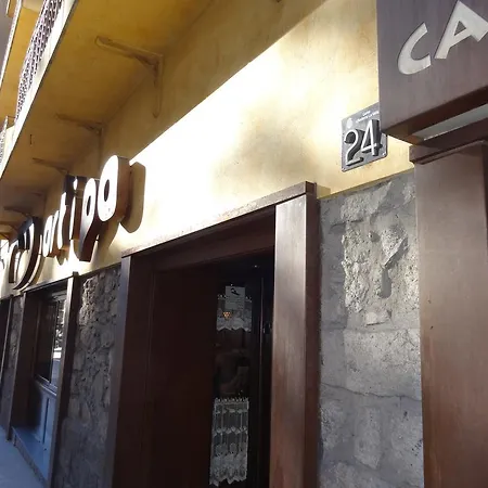 Guest house Hostal Cal Forner *