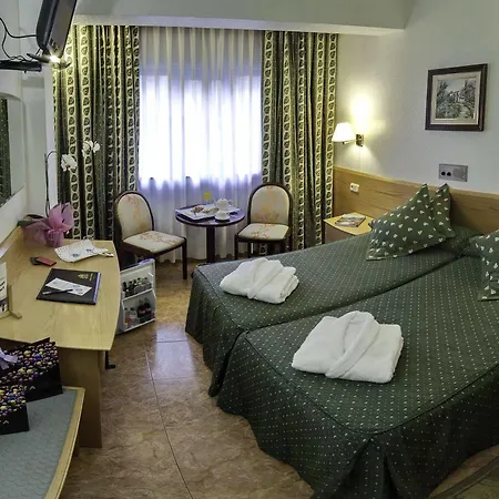 Yomo Eureka Hotel