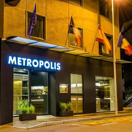 Metropolis Hotel