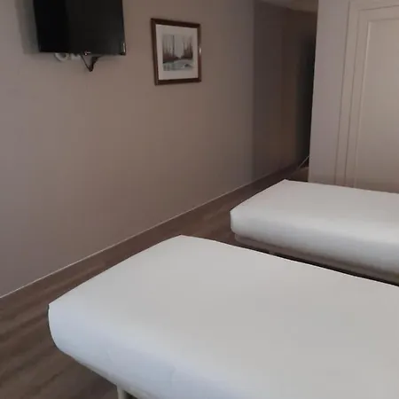Hotel Hmc K-ena 3*
