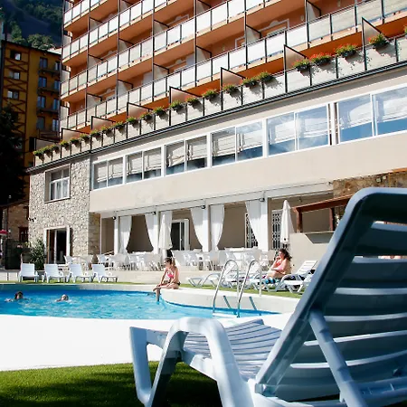 Artic Hotel 3*