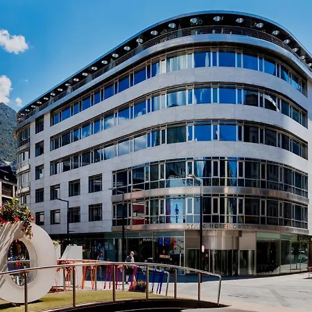 Hotel Starc By Pierre & Premium 4*