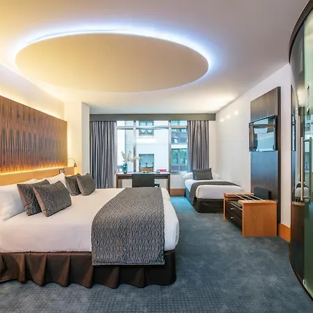 Starc By Pierre & Premium Hotel