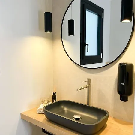 Atico Duplex De Lujo - Clasificacion 5 Estrellas - 8pax - A Pie Del Centro - 2 Parkings L By Bonesvacances * Andorra la Vella