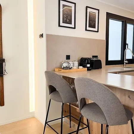 Apartment Atico Duplex De Lujo - Clasificacion 5 Estrellas - 8pax - A Pie Del Centro - 2 Parkings L By Bonesvacances Andorra la Vella