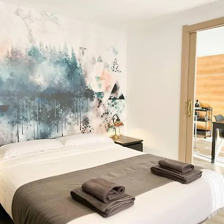 Apartment Casco Antiguo, Balcon Vistas, 10pax - 3parkings L By Bonesvacances