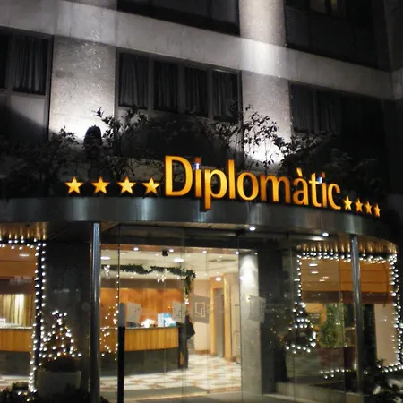 Zenit Diplomatic Hotel