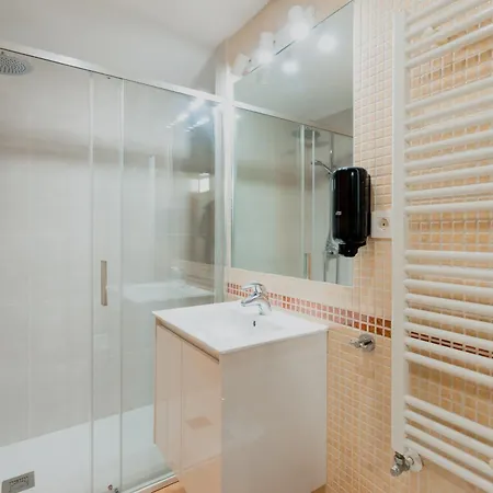 Confort Escaldes Hut 5003 - Hut 7755 Apartamento *