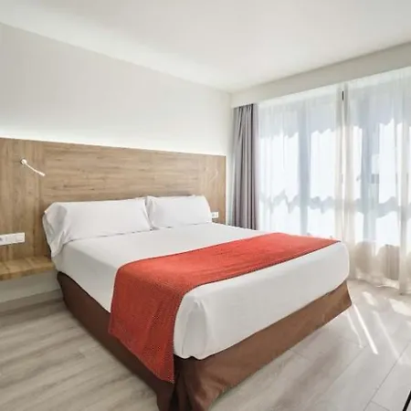 Hotel Exe Prisma 4*