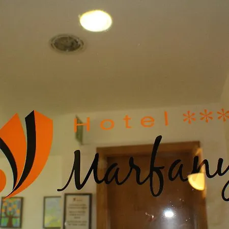 Hotel Marfany 3*