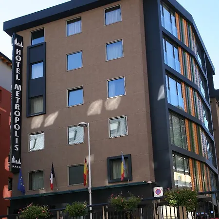 Metropolis Hotel
